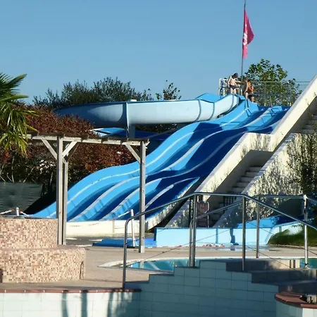 Vacances De Reve Entre Pinedes Et Ocean Gastes